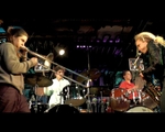 Selvhenter (DK) - Live at MS Stubnitz // 2013-12-09 - Video Select