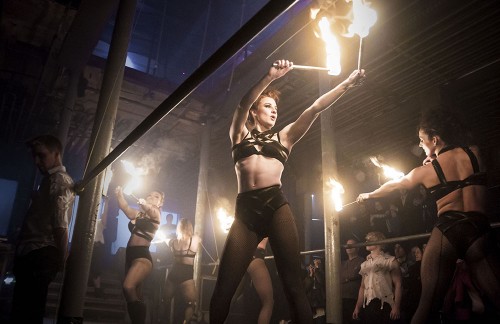 Fiery hot - Midnight Circus: photo by Salli