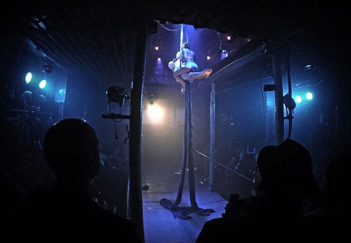 Midnight Circus: photo by phalque